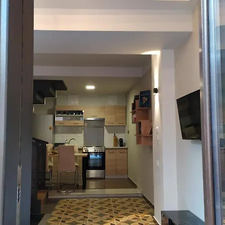 Karditsa's Loft House